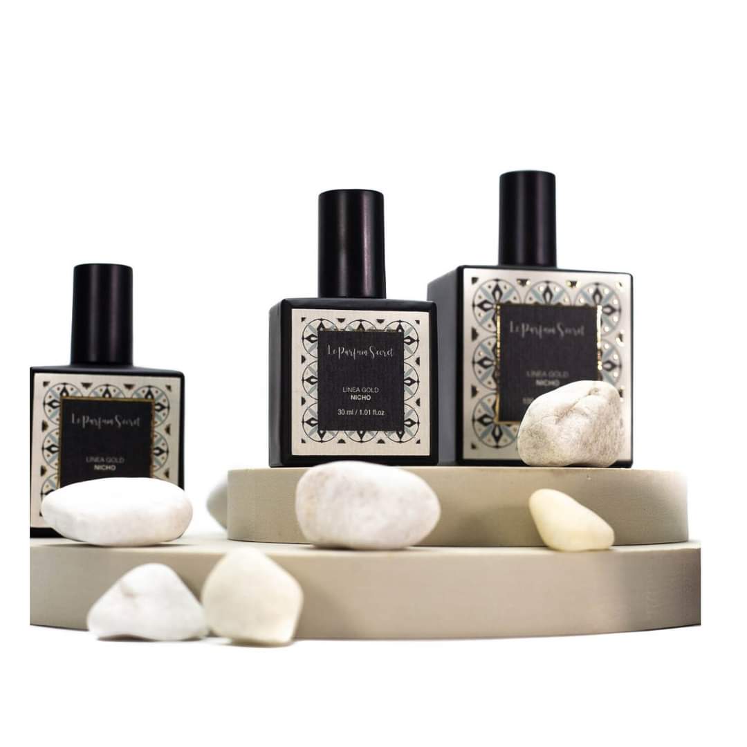 PG-1 PERFUME NICHO ( Aventus de Creed Hombre)